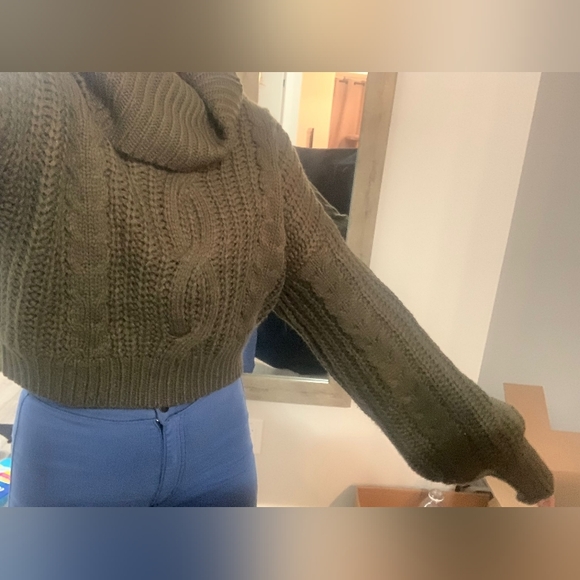 Fashion Nova Shirt - Picture 4 of 5